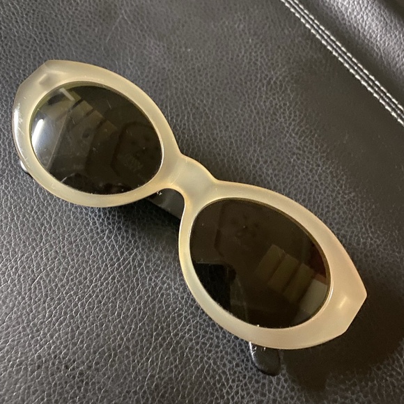 VERSACE SUNGLASSES VINTAGE SILVER AND BLACK MEDUSA 480/B COL. 681 main image 12